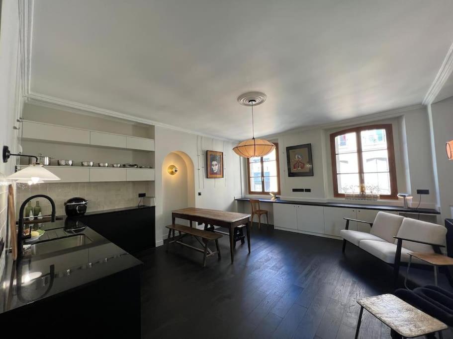 Suite Versailles Quartier Saint-Louis 6 Personnes Екстер'єр фото